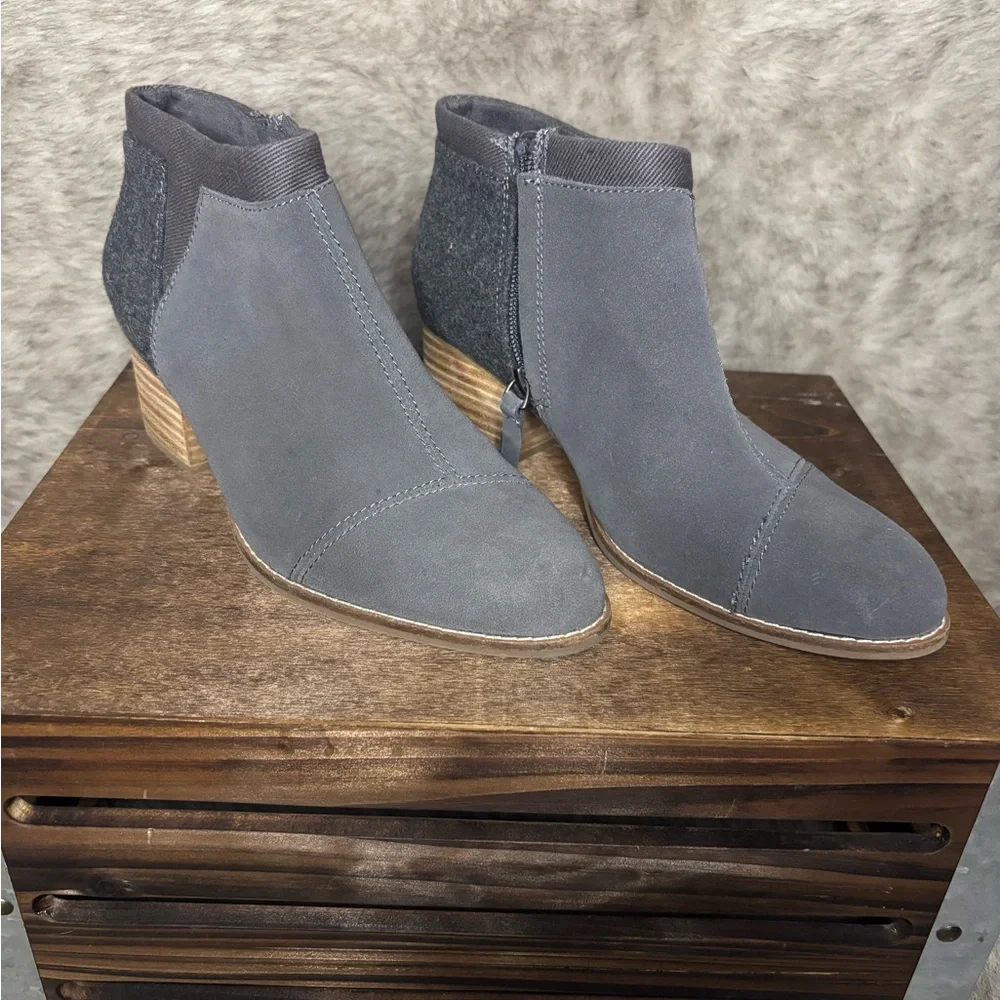 Toms Charcoal Ankle Booties - Picture 2 of 6